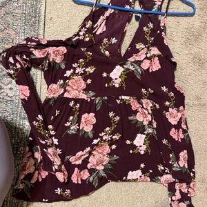 American Eagle cold shoulder long sleeve tank